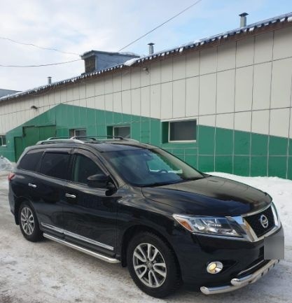 Продам по деталям Nissan Pathfinder 2013