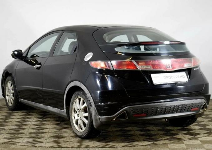 8 Запчасти на Honda Civic 2007 год хетчбек