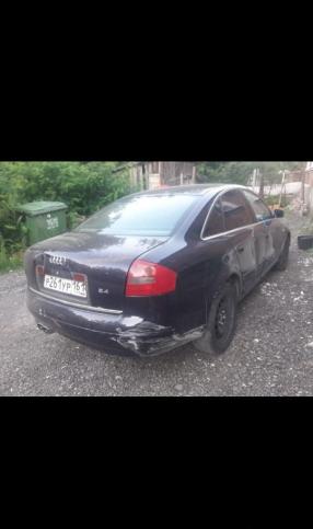 В разборе Audi A6 C5 1998 года