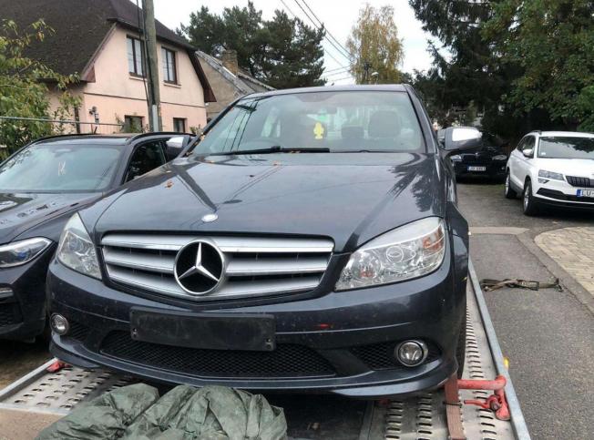 Mercedes w204 C220 2.2 CDI 2008 г по частям