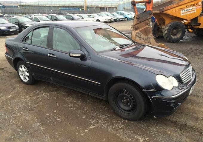 Разбор на запчасти Mercedes C W203