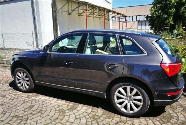 Audi Q5 2009г на запчасти