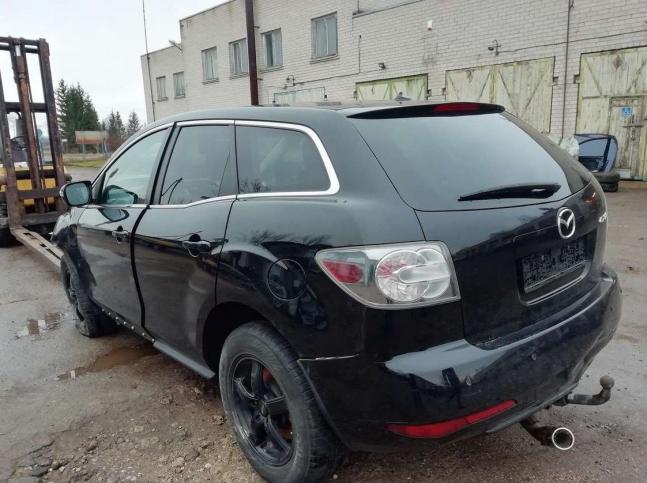 Mazda CX-7 2011 г на запчасти