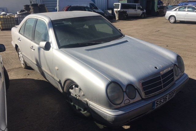 Разбор на запчасти Mercedes E W210 1995-2002