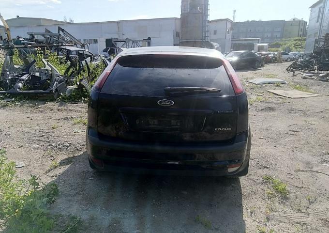 Разбираем Ford Focus 2 хэтчбек 3дв