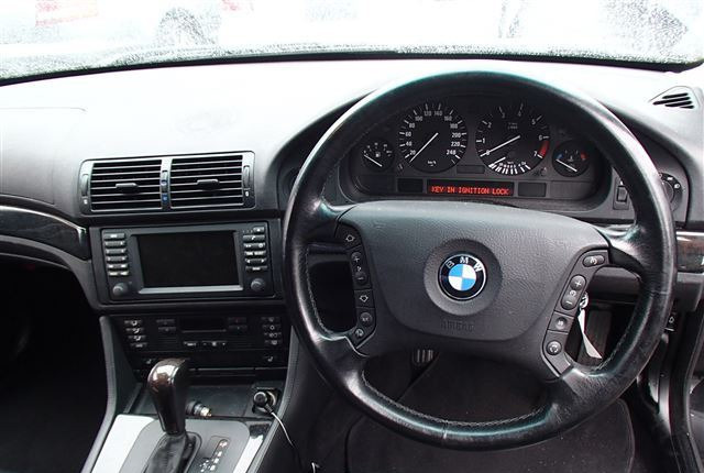 Разбор BMW e39 m54b25 black sapphire metallic 475