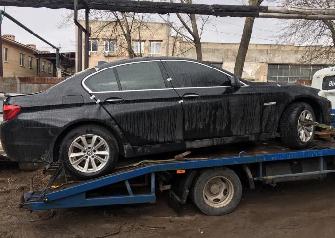 В разборе BMW 528i F10