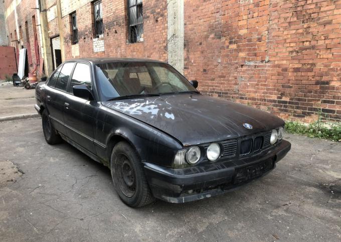 На разборку BMW E34 m50b20 bosch