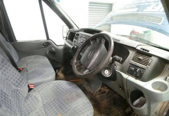 Разбор на запчасти Ford Transit 2006