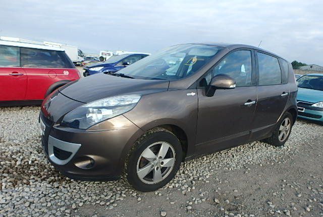 Разбор на запчасти Renault Scenic