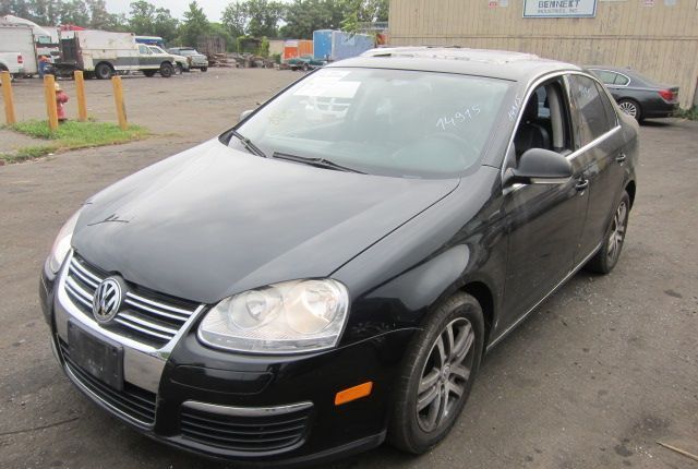 Разбор на запчасти Volkswagen Jetta 5