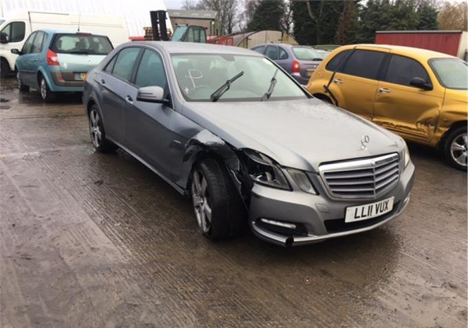 Разбор на запчасти Mercedes E W212