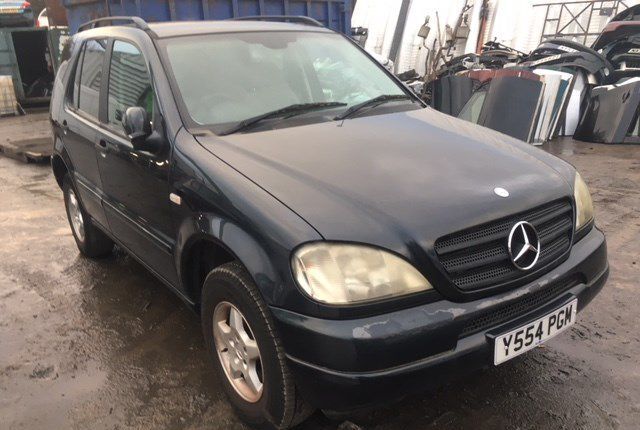 Разбор на запчасти Mercedes ML W163