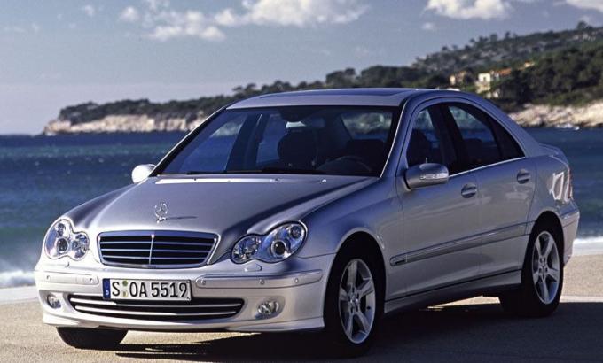 Разбор Мерседес С В203 Mercedes C W203 седан 2005