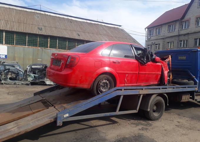 Разбираем Chevrolet Lacetti (Шевроле Лачетти)