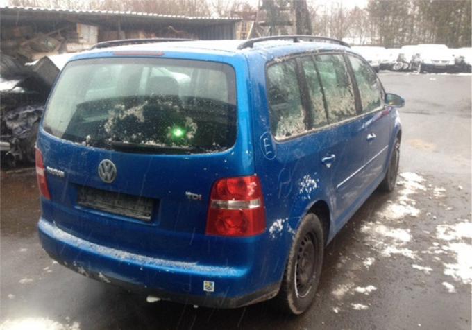 Разбор на запчасти Volkswagen Touran 2003-2006