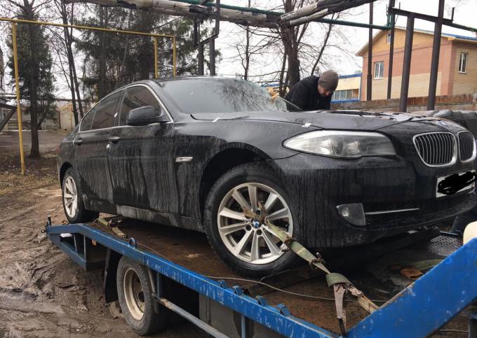 В разборе BMW 528i F10