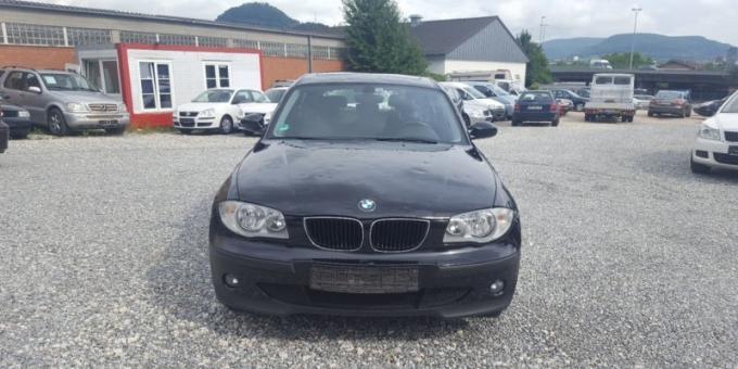 BMW1 E81 2004г на запчасти