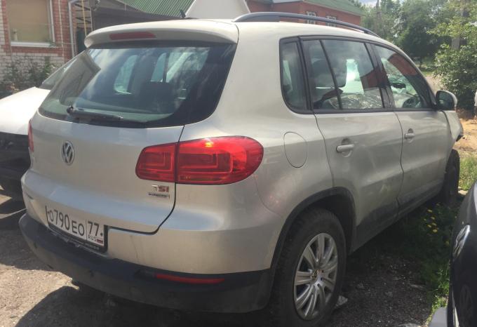 Volkswagen Tiguan 2012г 1.4т Разбор