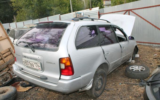 Разбор toyota corolla ae100