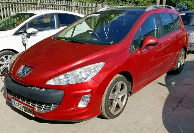 Разбор Peugeot 308 2009 Запчасти Капот Фары