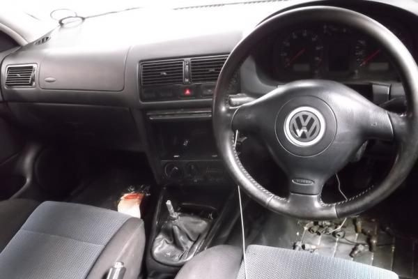 Разбор на запчасти Volkswagen Golf 4 1997-2005