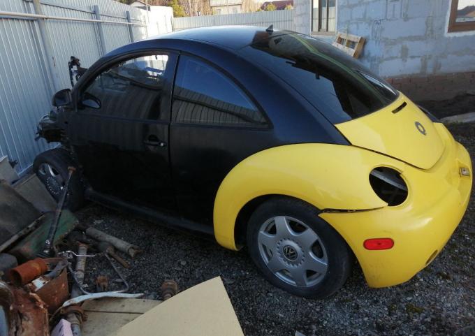 Volkswagen New Beetle 1999 2.0 АКПП