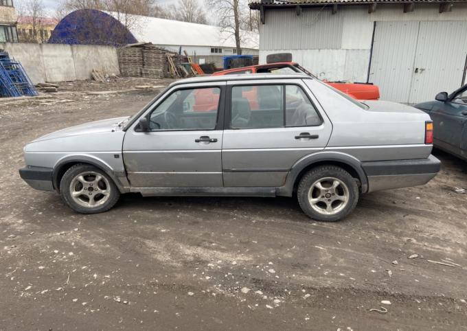 Разбираю на запчасти Volkswagen Jetta 2 golf 2 гол