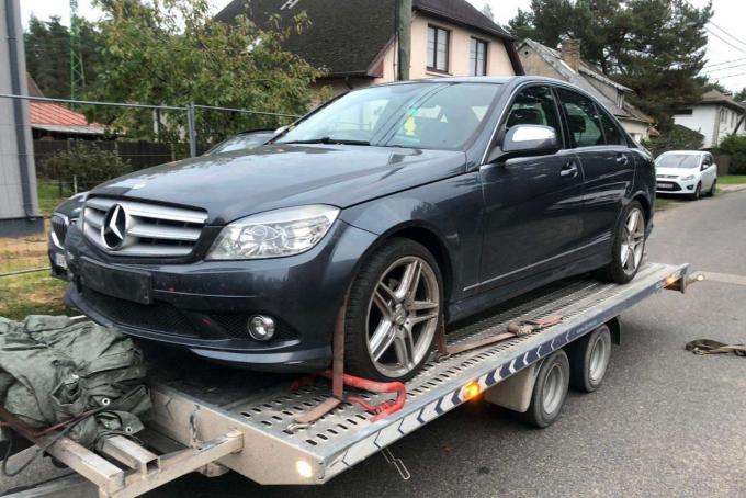 Mercedes w204 C220 2.2 CDI 2008 г по частям