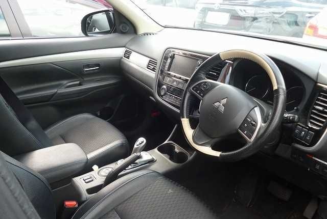 Mitsubishi Outlander на запчасти