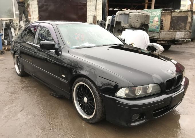 Разбор BMW e39 m54b25 М-пакет цвет 475