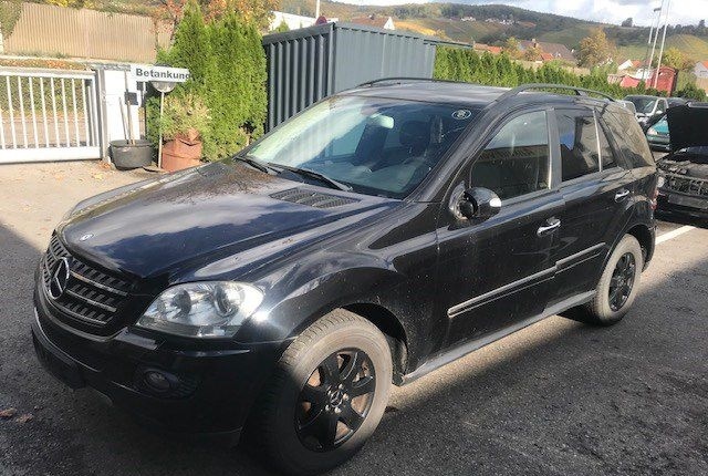 Разбор на запчасти Mercedes ML W164 2005-2011