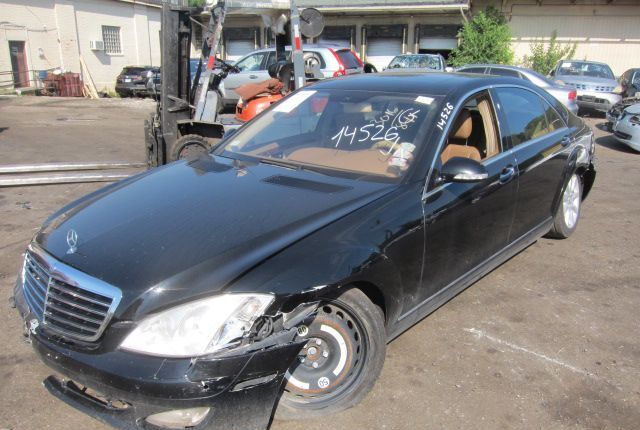 Разбор на запчасти Mercedes S W221 2005-2013