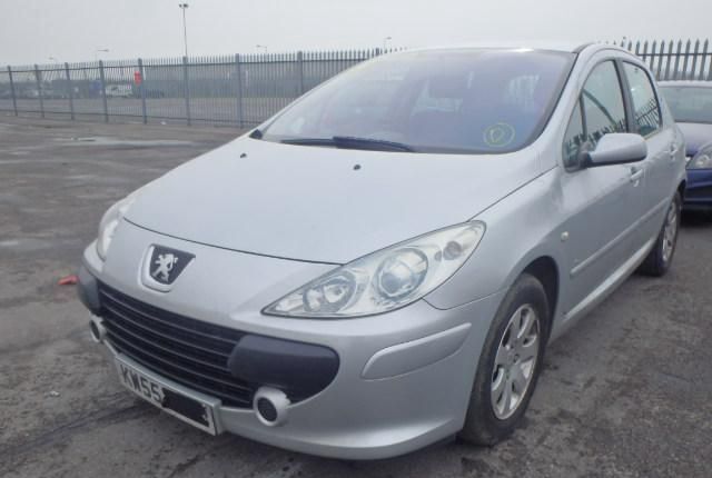 Разбор на запчасти Peugeot 307