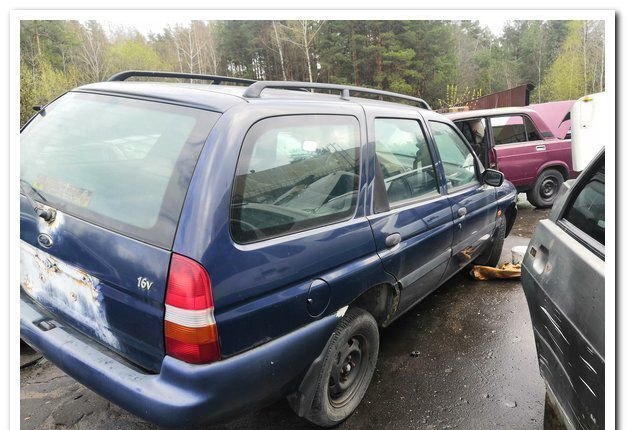 Ford Escort V Рестайлинг 2 1998 г.(разбор)