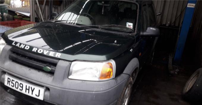 Разбор на запчасти Land Rover Freelander 1