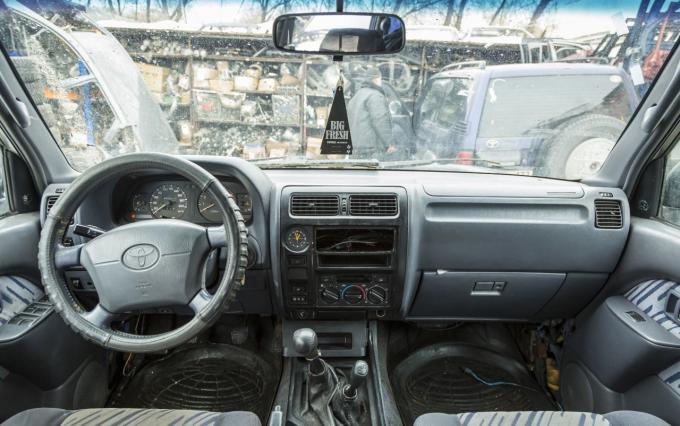 Разборка Toyota Land Cruiser Prado 90 1996 Г.В