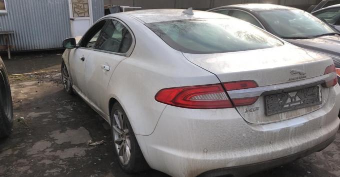 Jaguar XF в разбор