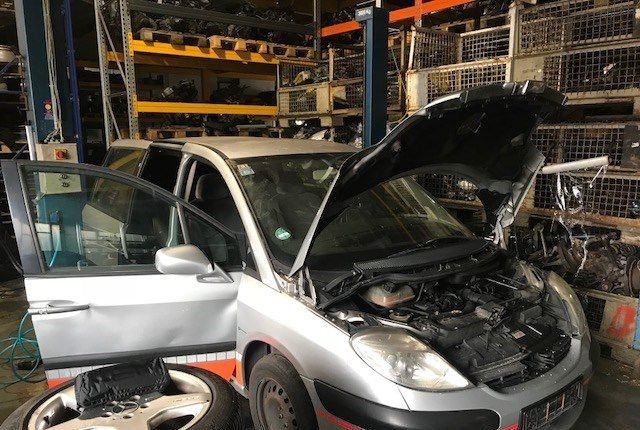 Разобран на запчасти Citroen C8 2002-2008