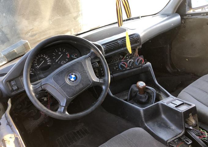 В разборе BMW 520 E34 1995г m50 МКПП