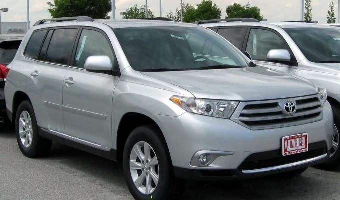 Toyota highlander 2011-2013 в разбор