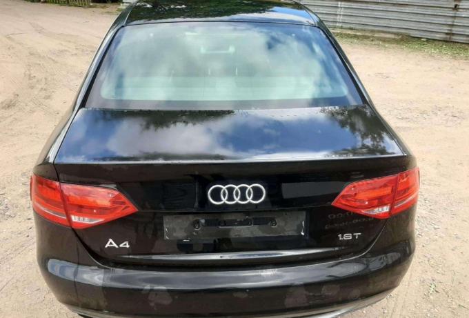 Audi A4 B8 1.8 tfsi 2009 г по частям