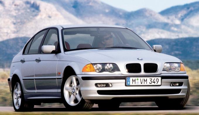 Запчасти Б/У на BMW 3 E46 1998-2006 г. в