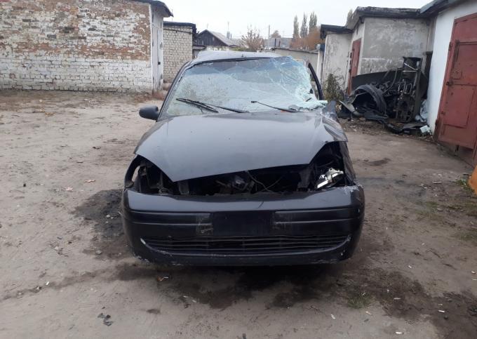 Разбираем Ford Focus 1 2001 год