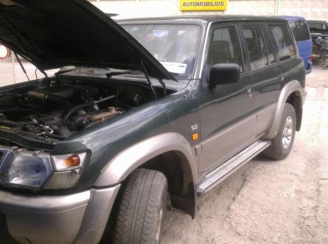 Nissan Patrol Y61 2002 г на запчасти