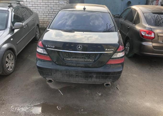 Поступил на разбор Mercedes Benz W221 5.5 M273 4WD