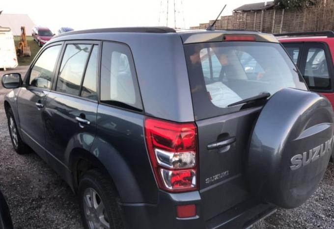 Suzuki Grand Vitara 2008г. на запчасти