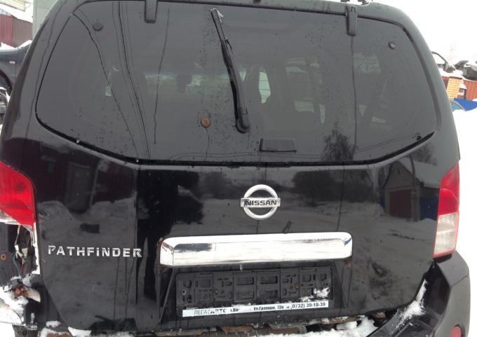 Nissan Pathfinder, 2005