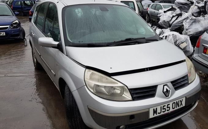 Разборка Renault Scenic 2003-2009