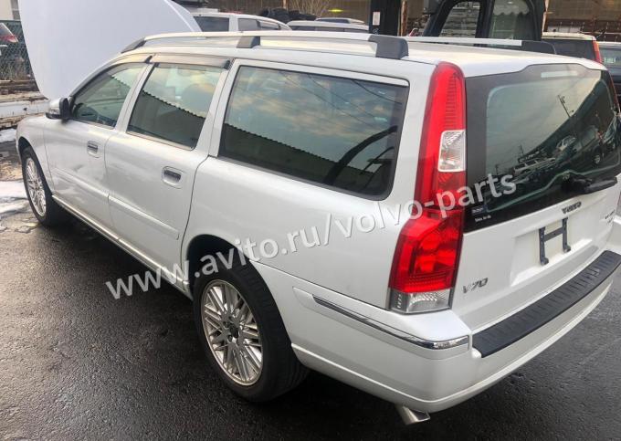 Volvo V70 2007г Япония 2.5Т AWD пробег 55 в разбор